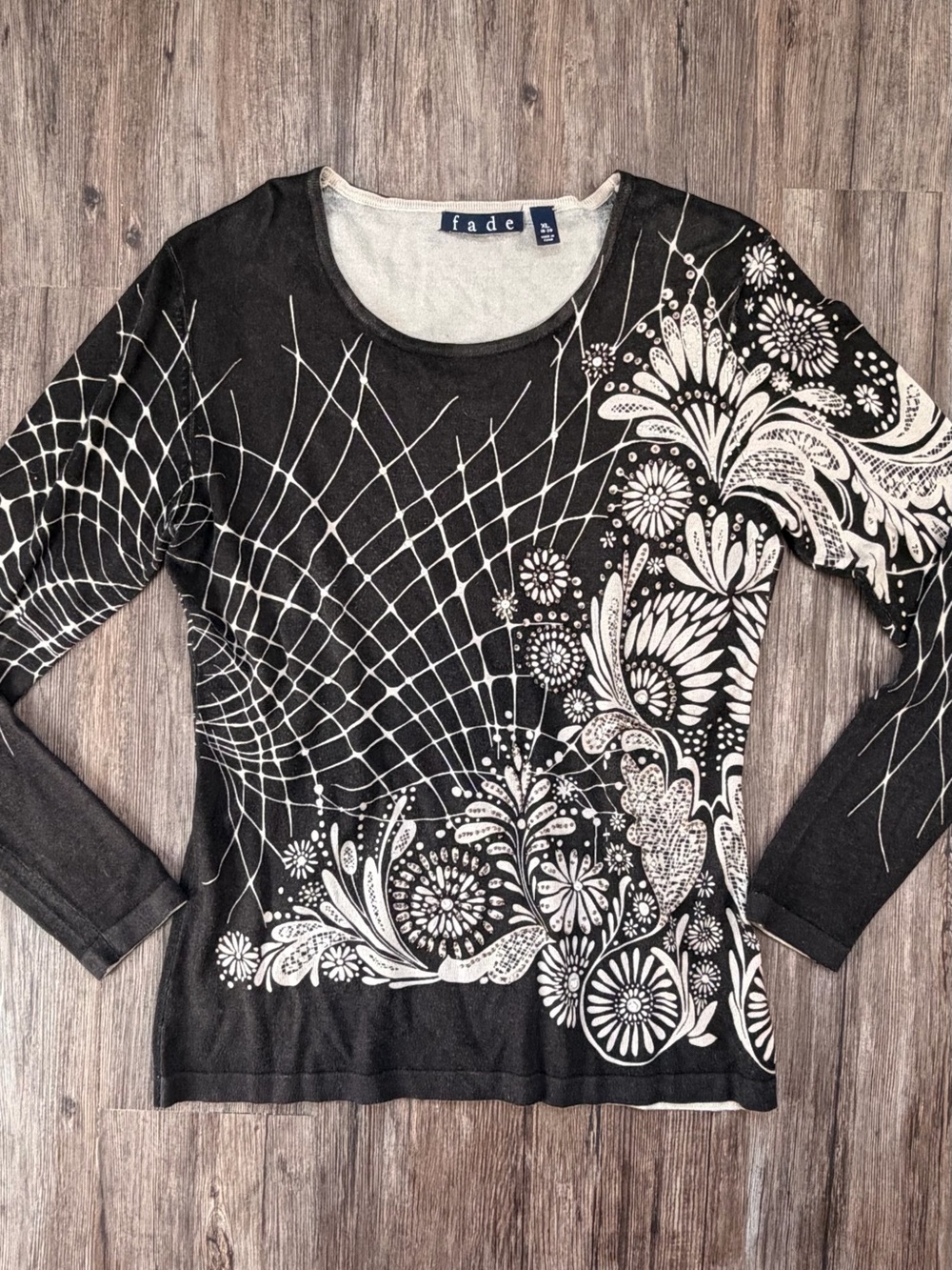 Fade Black & White Floral Long-Sleeve Tee
